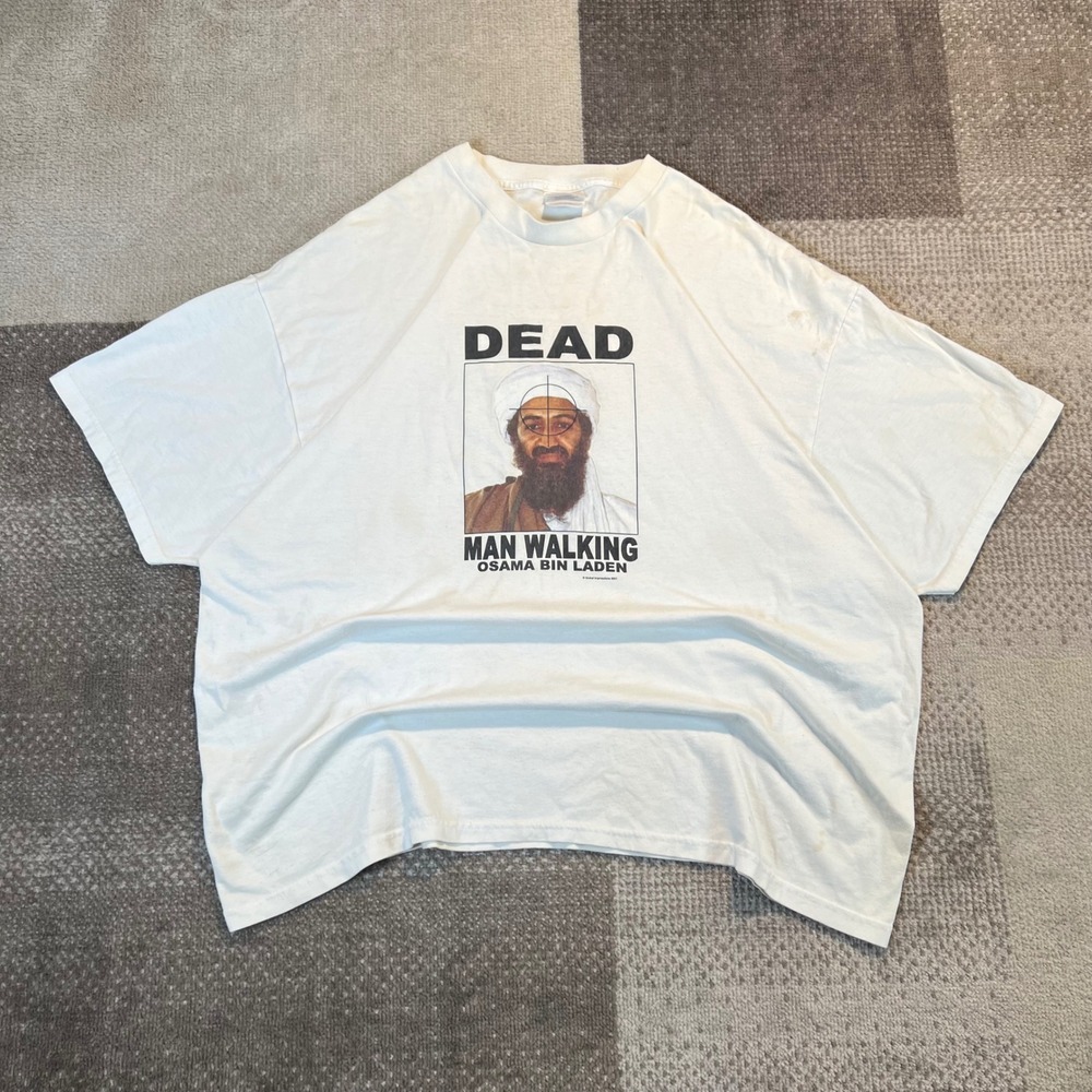 Vintage 2001 Hanes Osama Bin Laden Dead Man Walking T-Shirt Mens 2XL White